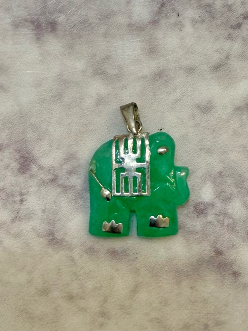 Green Elephant jade white gold 14k Pendant Necklace